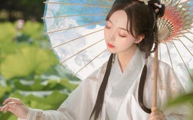 比格尔斯威德vs罗伊斯 胜平负前瞻看板：全场比分：0-4 半场比分：4-2 足球篮球今日推荐预测